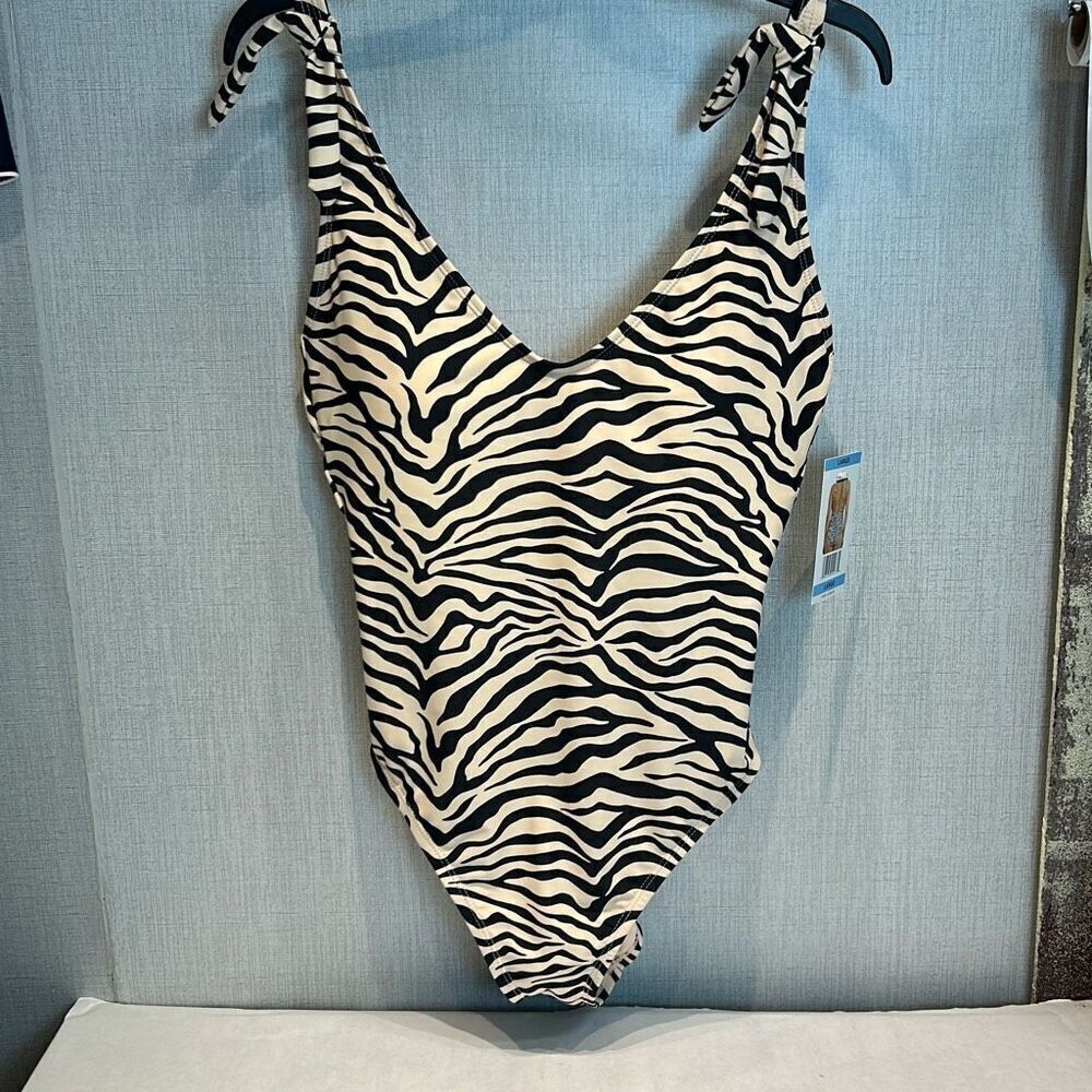 NEW Social Standard Sanctuary Tie Knot Strap One-Piece Swimsuit Sz Large Zebra P